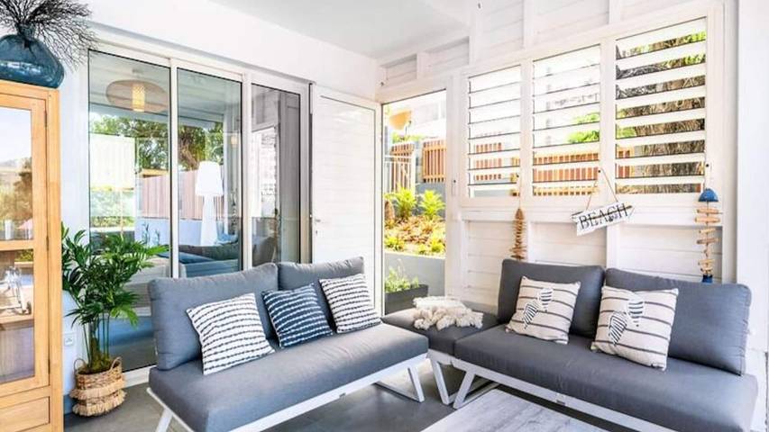 Gîte pour 7 personnes, avec jardin et piscine à Terre-de-Haut - 4