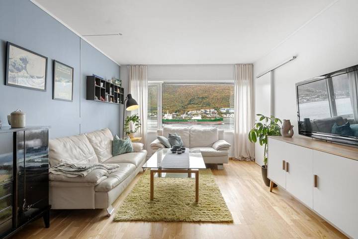 Ferienwohnung für 6 Personen, mit Terrasse und Ausblick in Tromsø - 3