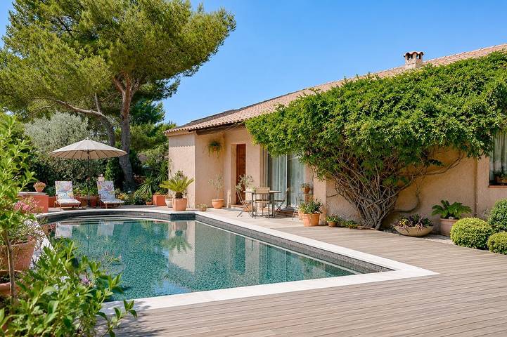 Chambre d’hôte pour 3 personnes, avec Jardin sur la Côte d'Azur - 2