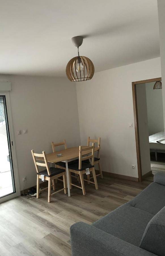 Location de vacances pour 6 personnes, avec jardin ainsi que piscine et vue à Saint-Brès - 2
