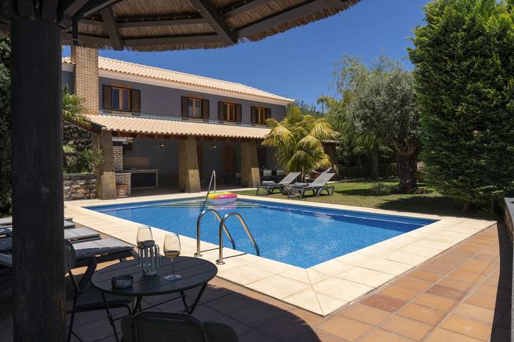 Villa para 6 pessoas, com Jardim e Piscina em Madeira