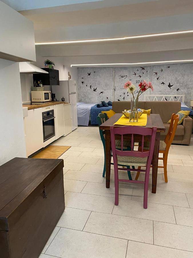 Gîte pour 4 personnes, avec vue et terrasse à Tende