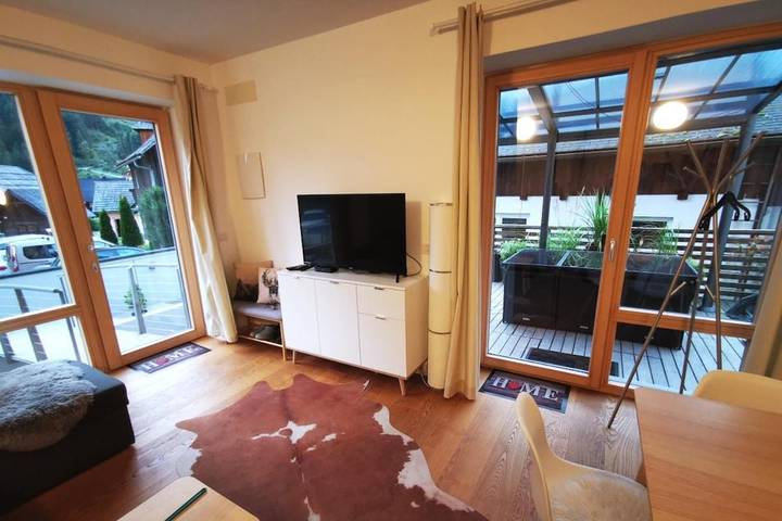 Ferienwohnung für 6 Personen, mit Terrasse und Ausblick in Ebene Reichenau