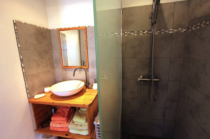 Pleasant Häuschen renoviert in Argens-Minervois, Mittelmeerküste (Frankreich)