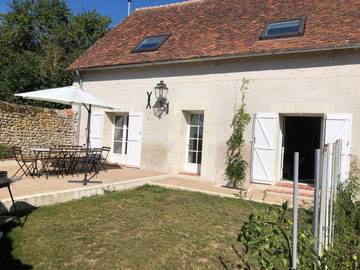 Gîte pour 10 personnes, avec vue et terrasse dans Villerbon