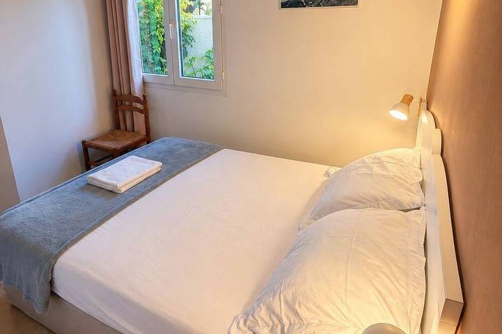 Ganze Wohnung, B1 Apartment mit Meer- und Bergblick, Residence Padovani Marina, Erdgeschoss in Calcatoggio, Golfe de Sagone
