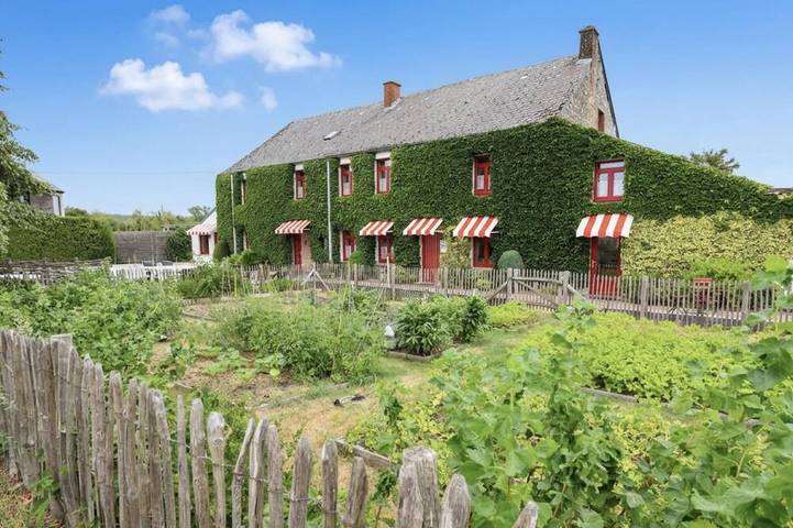Ferienhaus für 14 Personen, mit Sauna und Terrasse sowie Garten - 1