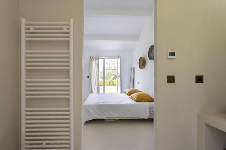 Chambre d’hôte pour 2 personnes, avec terrasse et vue à Roquefort-les-Pins - 2