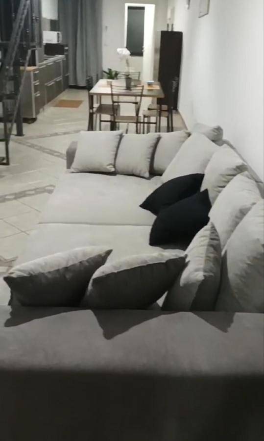 Gîte pour 4 personnes, avec terrasse à San Nicolò d'Arcidano