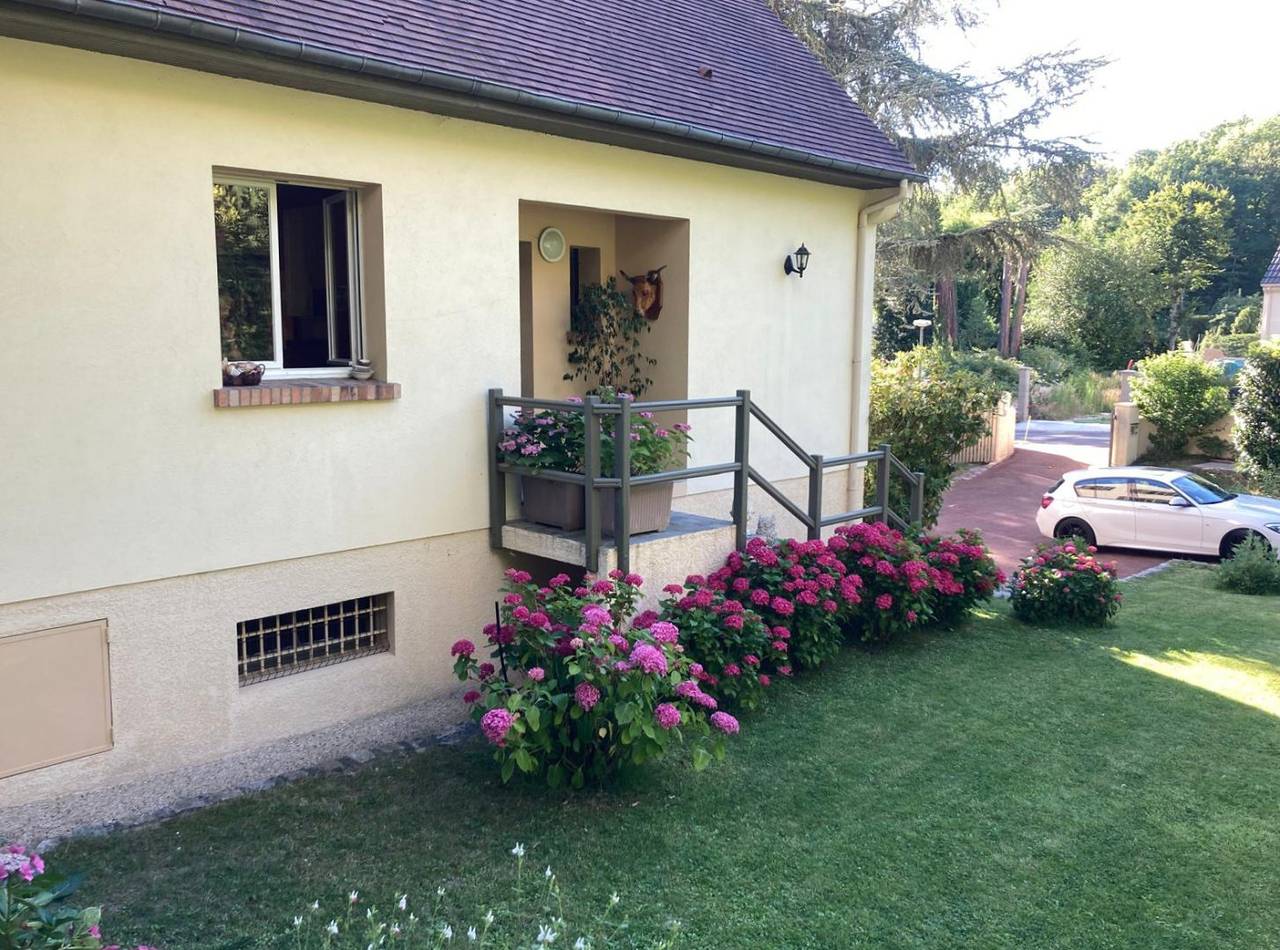 Comme Chez Vous - Chambre in Briis-sous-Forges, Parc naturel régional de la Haute Vallée de Chevreuse