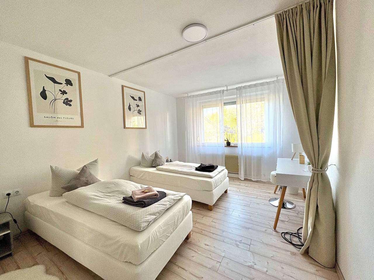 Ganze Wohnung, Apartment Albglück 2 in Hechingen – 3 Schlafzimmer, Terrasse am Bach, 5 km zur Burg Hohenzollern in Hechingen, Neckar-Alb