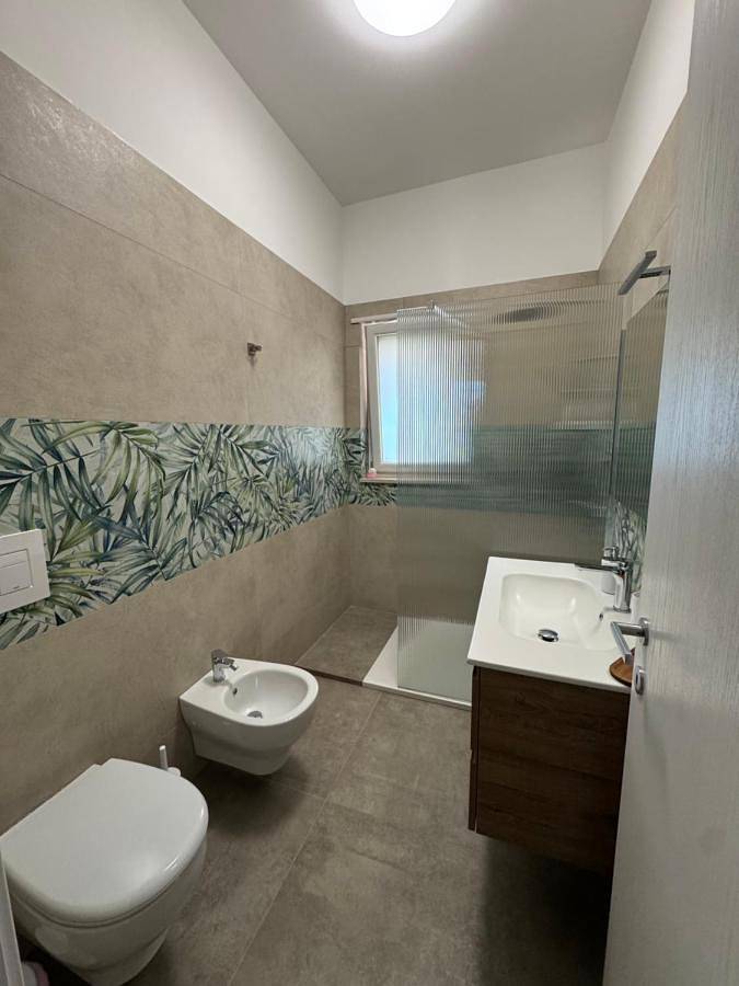 Location de vacances pour 4 personnes, avec jardin ainsi que vue et terrasse à Torre Santa Susanna - 4