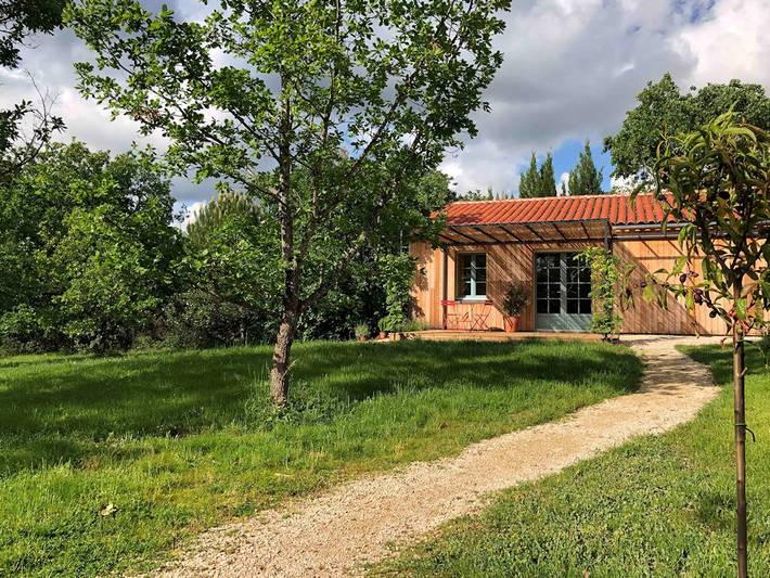 Studio pour 4 personnes, avec piscine ainsi que terrasse et jardin dans le Lot - 3