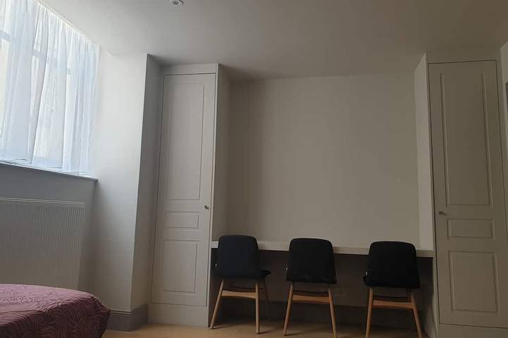 Appartement entier, Appartement en duplex à 200 mètres du Château de Versailles! in Versailles, Yvelines