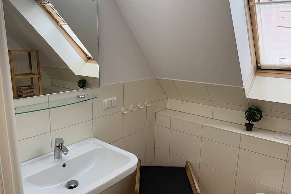 Fischerhus mit Boot,Sauna und Kamin direkt am Schweriner See in Bad Kleinen, Nordwestmecklenburg (Wismar und Umgebung)