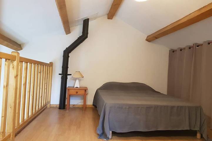 Gîte pour 4 personnes, avec terrasse et jardin dans Saint-André-Capcèze - 2