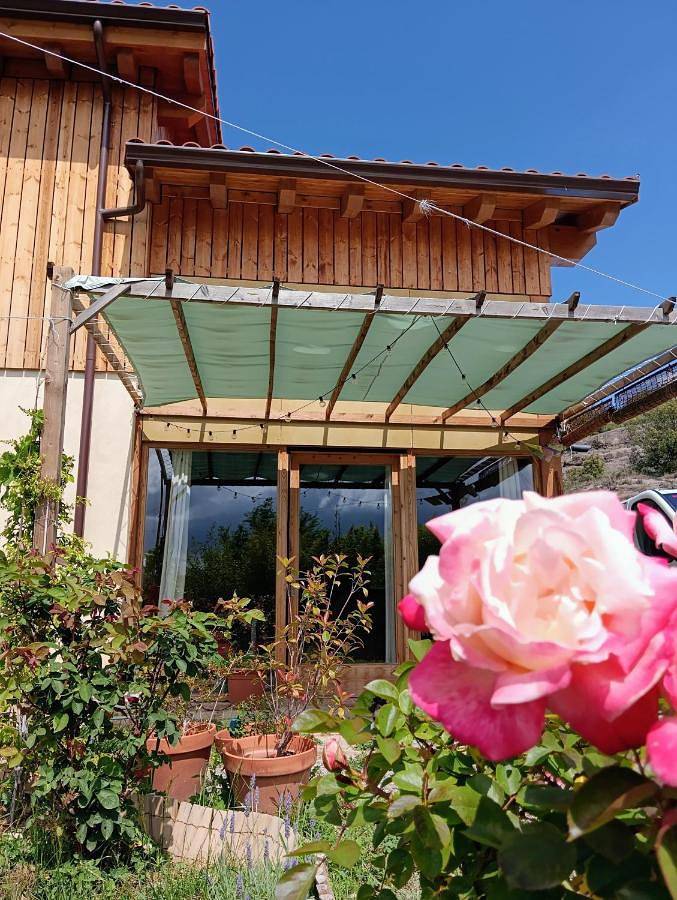 Apartamento de vacaciones para 4 personas, con vistas además de jardín y piscina - 1