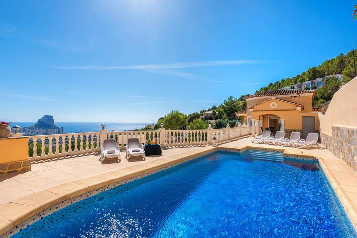 Casa rural para 6 personas, con jardín y terraza, Se admiten mascotas en Calpe