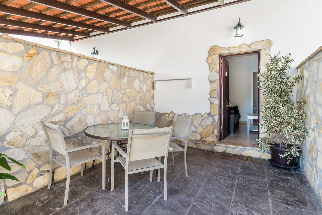 Apartamento com ar condicionado, piscina, terraço, jardim e Wi-Fi; estacionamento disponível in Conil de la Frontera, Costa de la luz