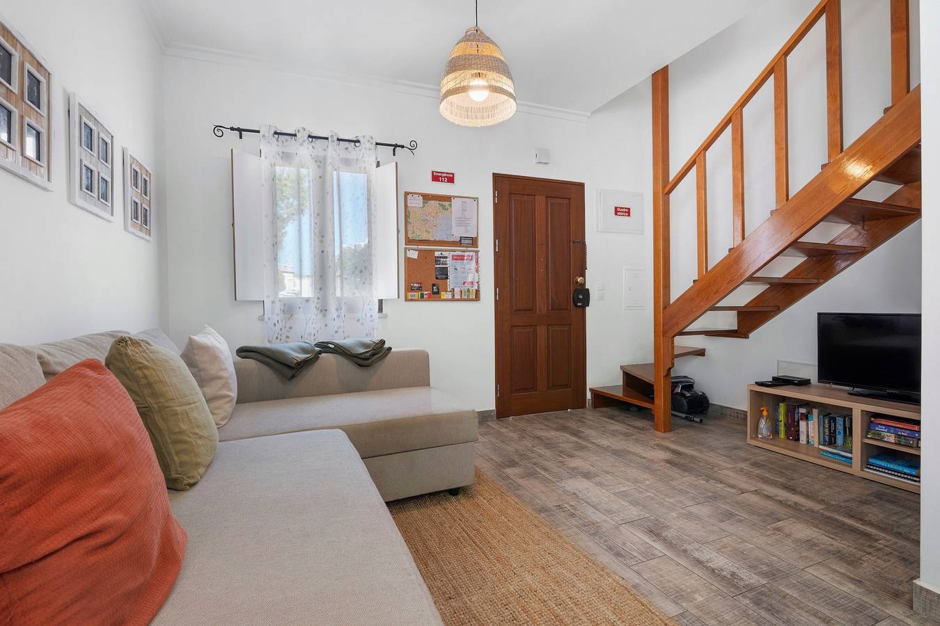 Entire apartment, Apartment 'Do Alto' with Private Terrace, Wi-Fi and Air Conditioning in Tavira, Tavira (Santa Maria)