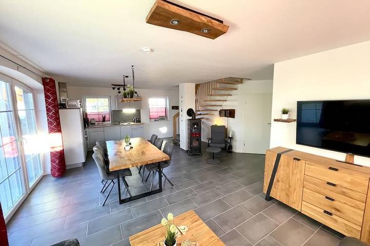 Ferienhaus für 8 Personen, mit Garten und Terrasse