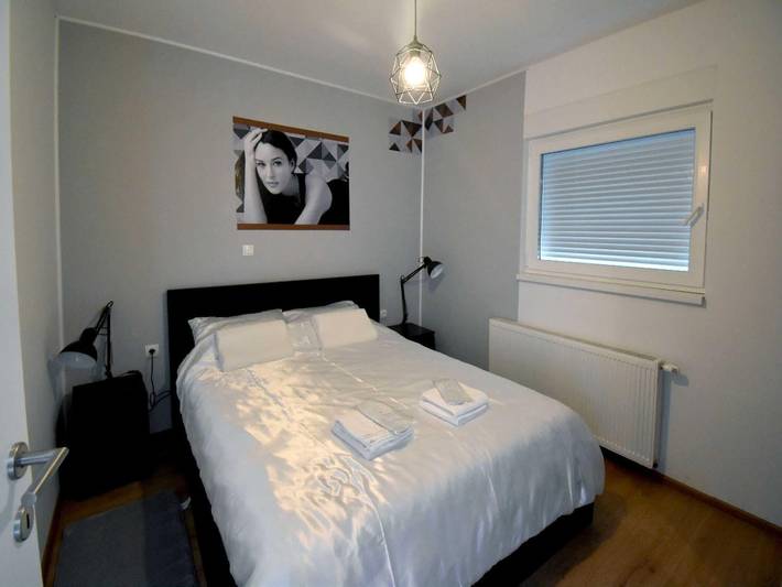 Vacation Home Rose - Holiday Home with Terrace in Kutjevo, Pozega-Slawonien