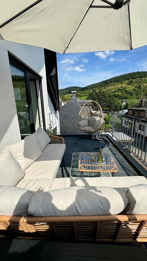 Ferienwohnung für 6 Personen, mit Balkon und Ausblick in Schweich
