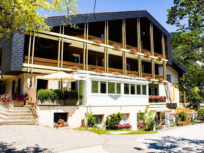 Hotel für 2 Personen, mit Balkon und Terrasse sowie Garten und Sauna in Bad Bleiberg