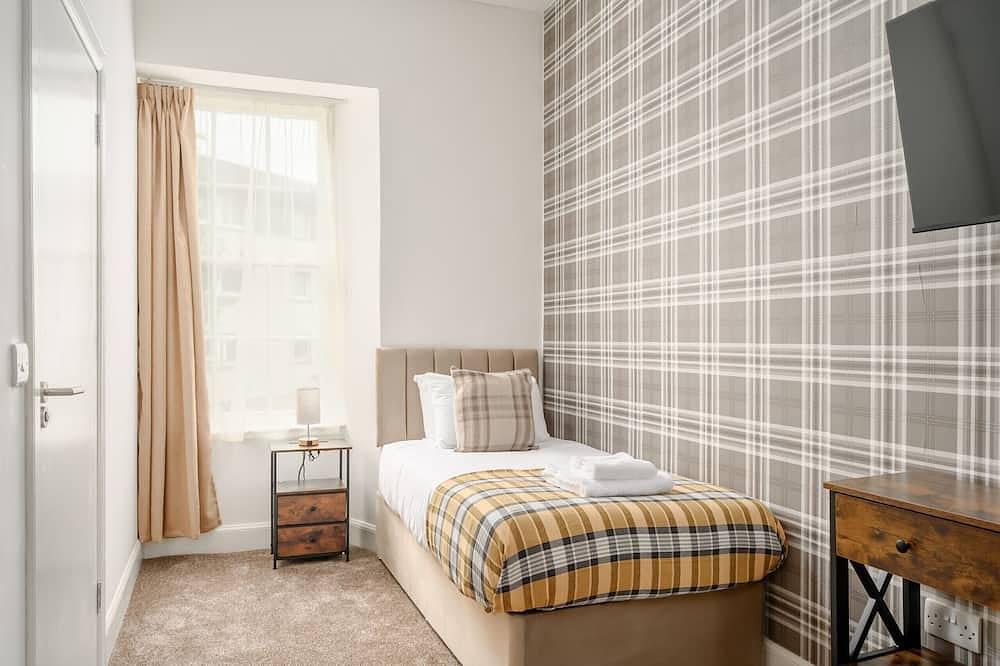 Newsome Lodge - Room 14 - Gilmerton, Edinburgh in Edinburgh, Edinburgh and Lothian