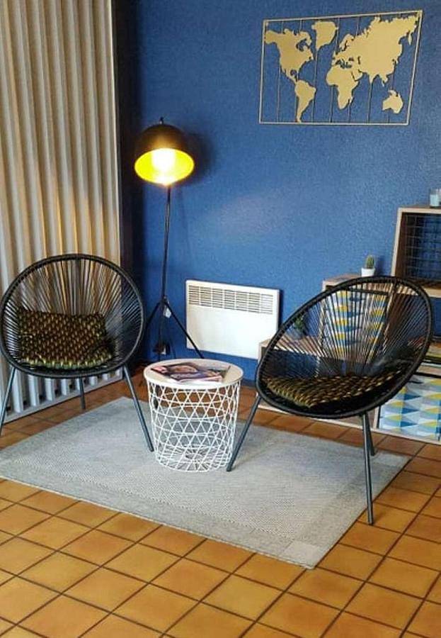 Hôtel pour 2 personnes, avec terrasse, animaux acceptés à Saint-Genis-Pouilly - 4