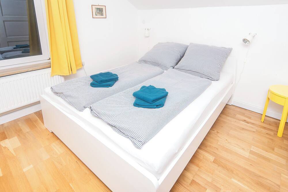 Das Blaue Haus – mitten im Grünen in Langenaltheim, Frankenalb