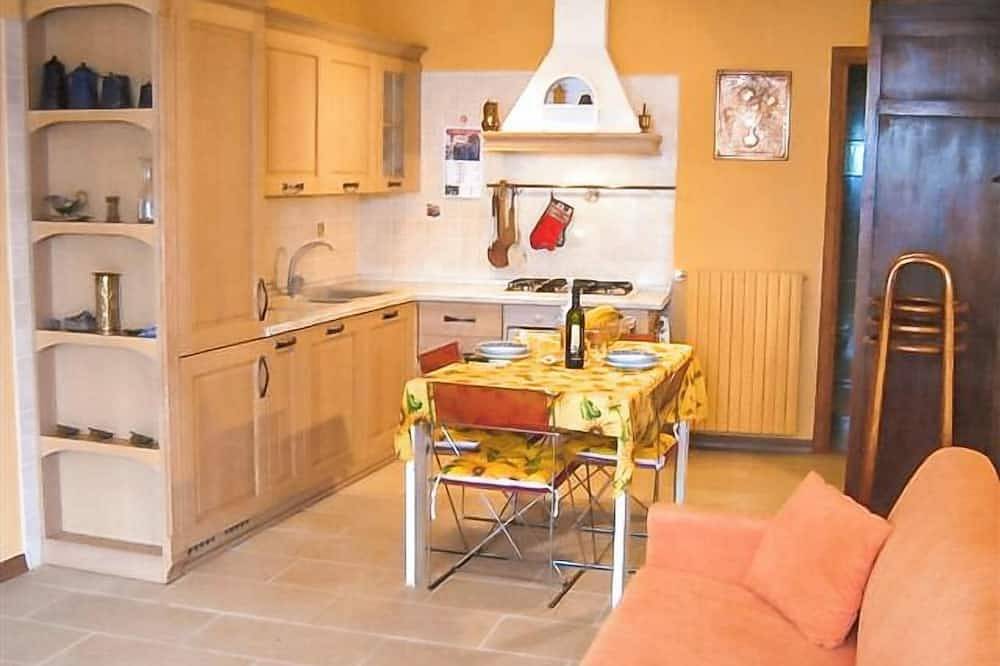 Ganze Wohnung, Gemütliche 1-Zimmer-Wohnung mit Terrasse, Gärtchen und Traumseesicht in Cannero Riviera, Lago Maggiore (Piemont)