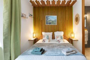 Location De Vacances pour 3 Personnes dans Riols, Parc naturel régional du Haut-Languedoc, Photo 2