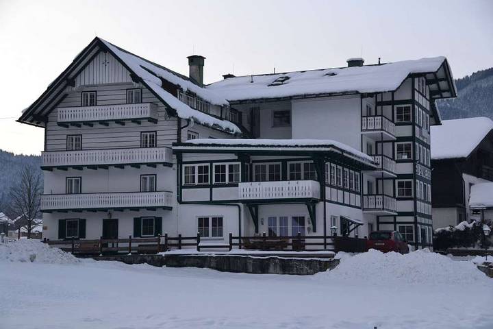 Ganze Ferienwohnung, Pension Edelweiss Top 21 - Ferienwohnung in Gosau, Dachstein Salzkammergut