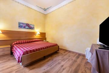 Apartahotel para 4 Personas en Toscolano-Maderno, Oberitalienische Seen, Foto 4