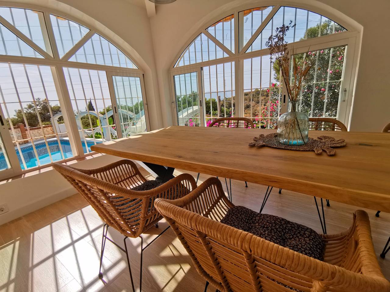 Villa 'Andalusian' com Vista Mar, Wi-Fi e Ar Condicionado in Málaga (Este), Malaga