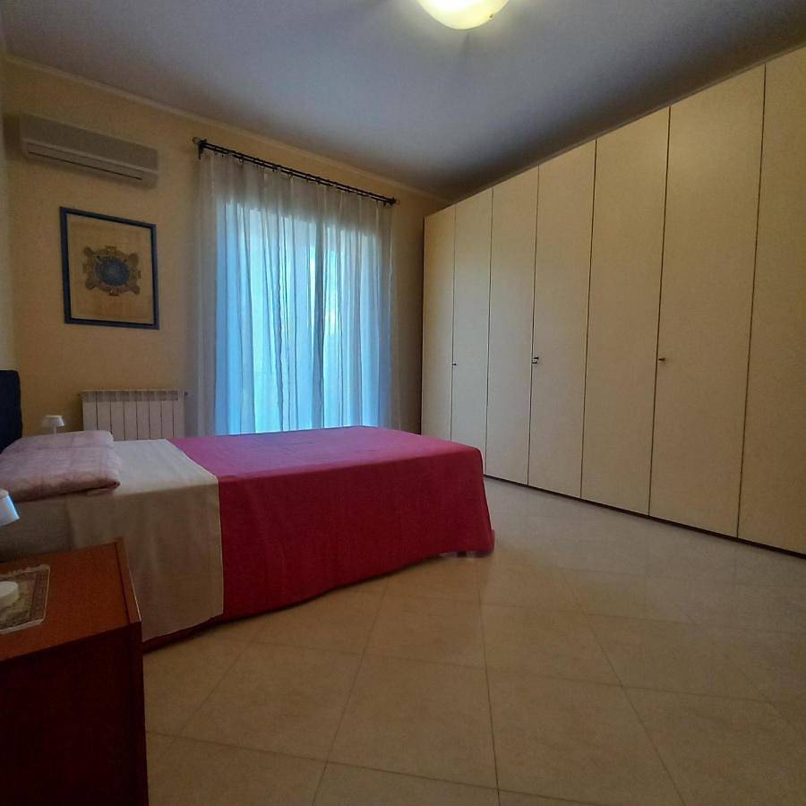 New Magnolia House in Belpasso, Etna