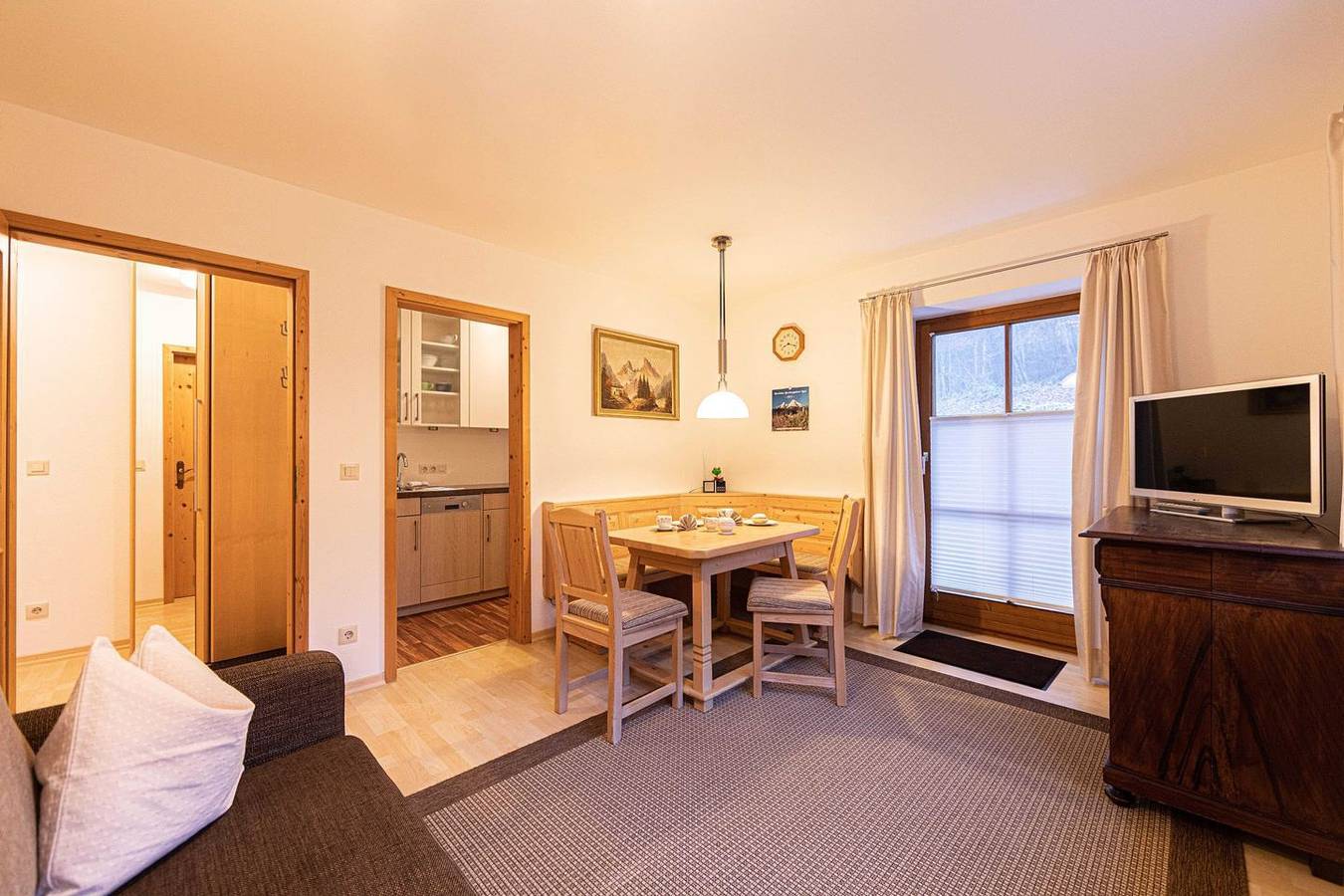 Ganze Wohnung, Ferienwohnung Waldblick - gemütlich eingerichtete Ferienwohnung in Obersalzberg, Berchtesgaden