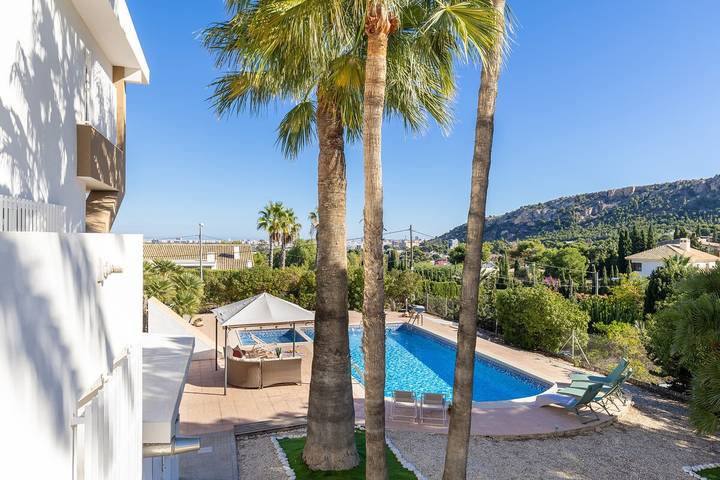 Chalet para 16 personas con terraza in Vistahermosa (Alicante), Alicante
