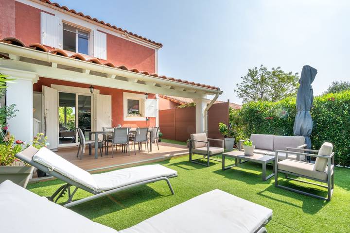 Gîte pour 4 personnes, avec piscine
