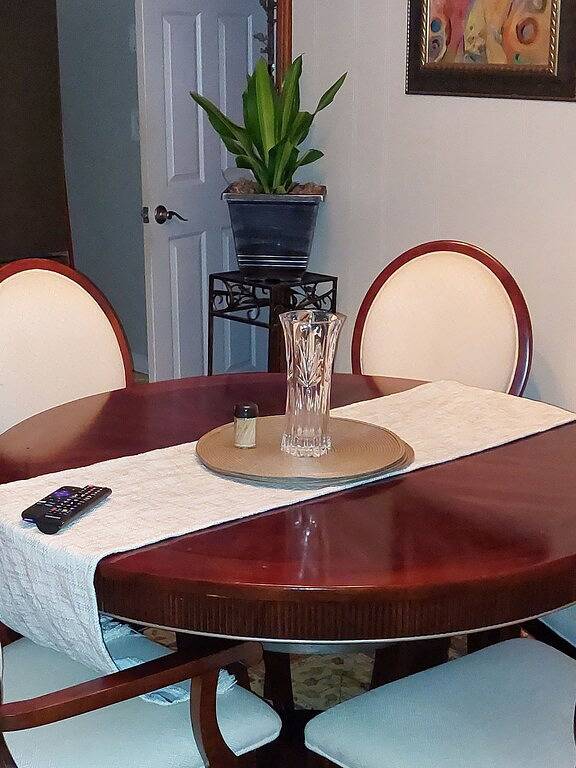 Large Ranch home w/2 beds/2 living/2bath near Braves Stadium in Smyrna, Cobb County