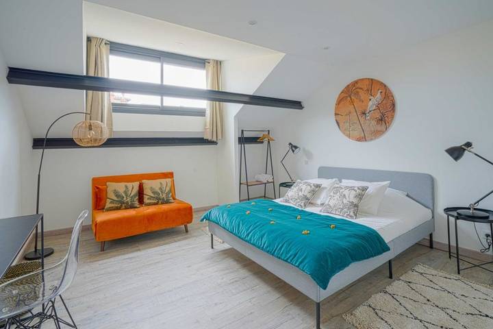 Gîte pour 11 personnes, avec terrasse dans Office De Tourisme De Montpellier - 4