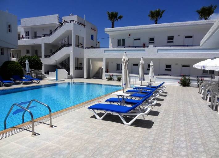 Apartmenthotel für 2 Personen, mit Pool und Garten sowie Ausblick - 1