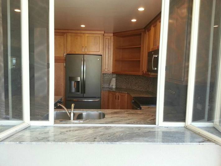 Apartamento para 6 personas, con balcón y jacuzzi además de piscina y jardín en Maui