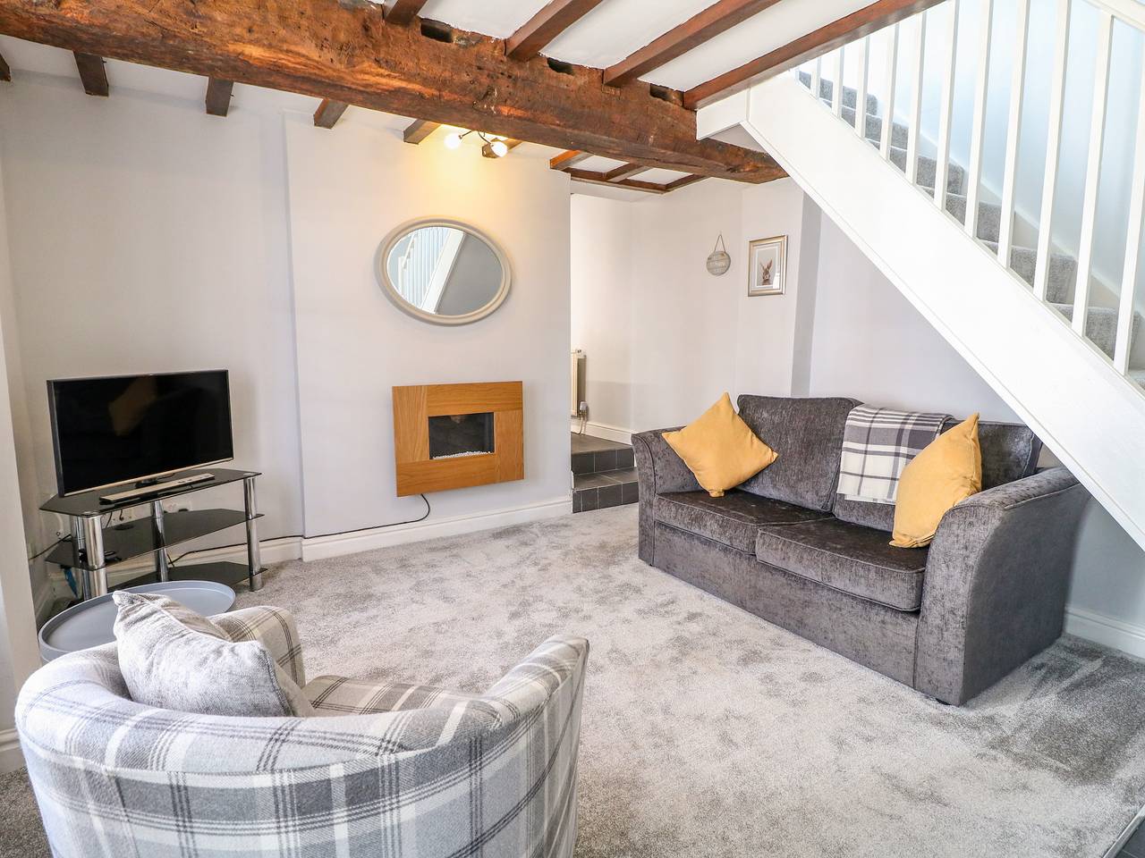 End cottage in Ashbourne, Derbyshire