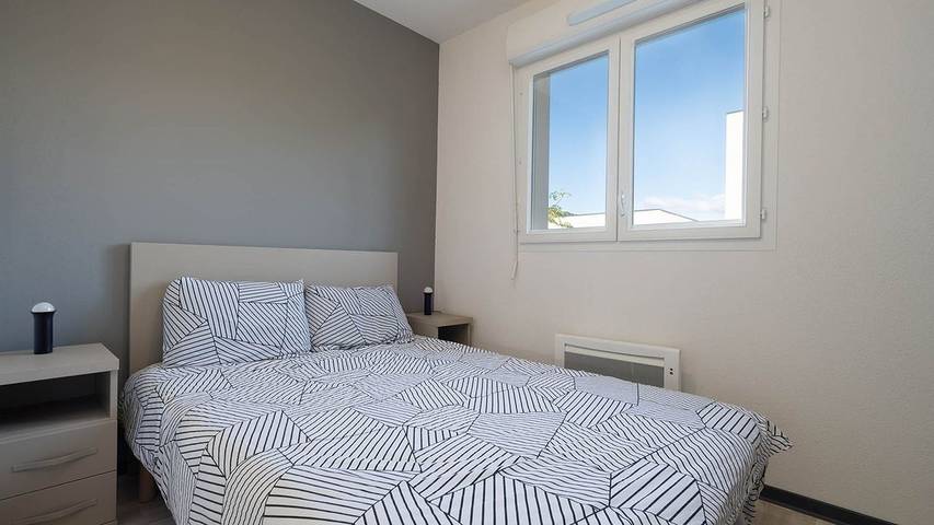 Location de vacances pour 7 personnes, avec jardin et piscine à Sérignan - 2