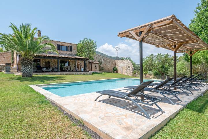 Villa for 6 people, with garden, with pets in Elba