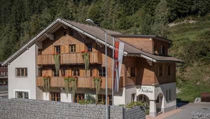 Maison d’hôte pour 2 personnes, avec vue et jardin à Schruns