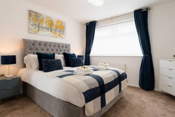 Holiday Rental for 6 People in Merseyside, Photo 1