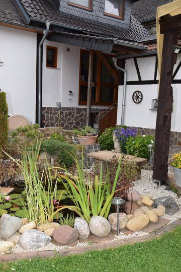Cottage pour 2 personnes, avec balcon, adapté aux familles dans Selters